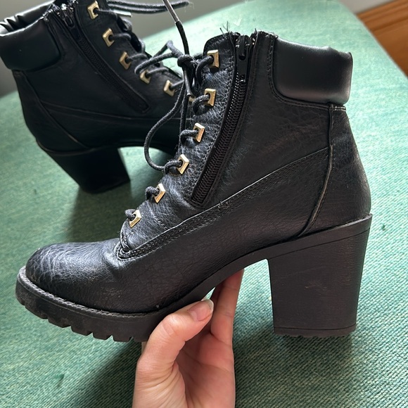 Black Zip up booties 8 - Picture 2 of 3